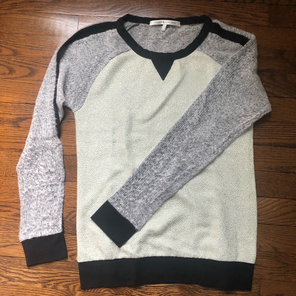 Collective Concepts sweater top